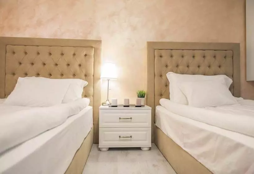 پانسیون Kristen House