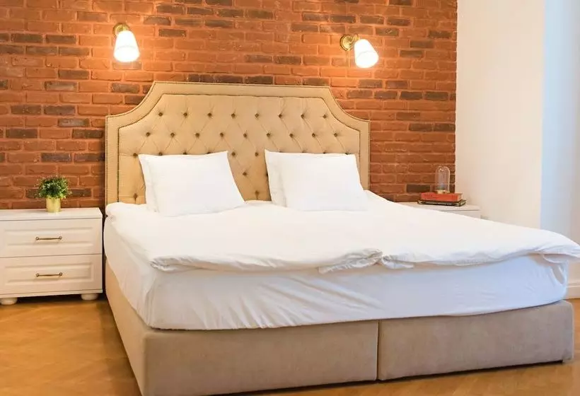 پانسیون Kristen House