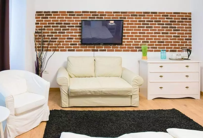 پانسیون Kristen House