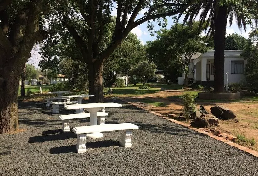 پانسیون Mcbest Guest House