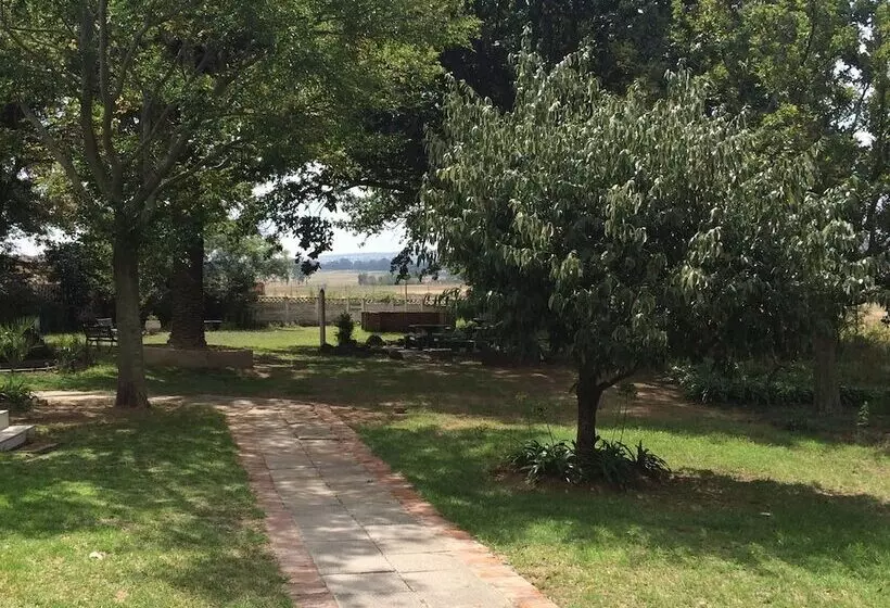 پانسیون Mcbest Guest House