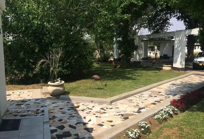 پانسیون Mcbest Guest House