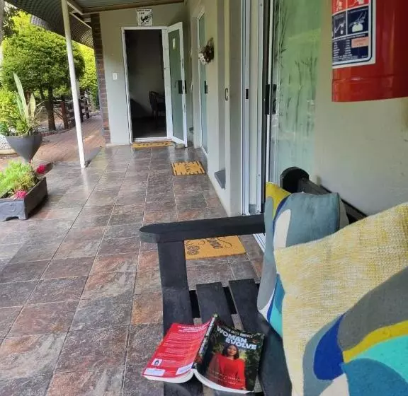 ペンション Pari Guest House