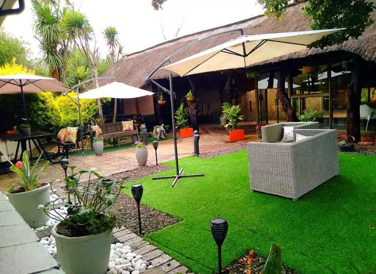 ペンション Pari Guest House
