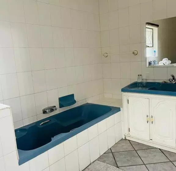 ペンション Pari Guest House
