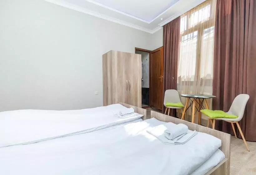 پانسیون White Hotel Guesthouse