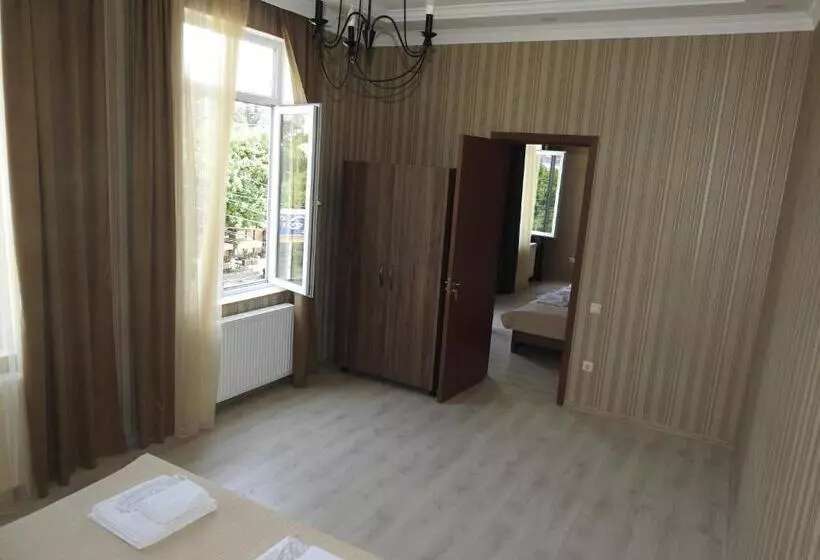 پانسیون White Hotel Guesthouse