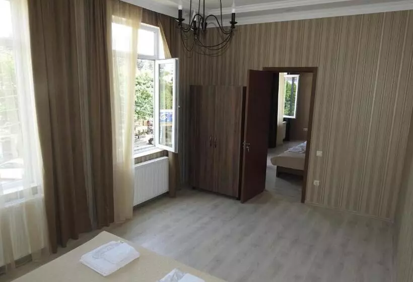 پانسیون White Hotel Guesthouse