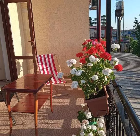 پانسیون White Hotel Guesthouse