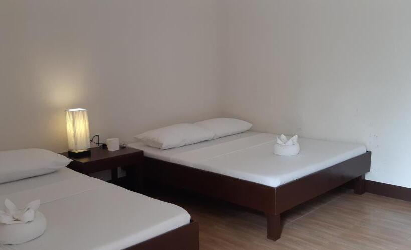 פנסיון Anaya Beach Resort