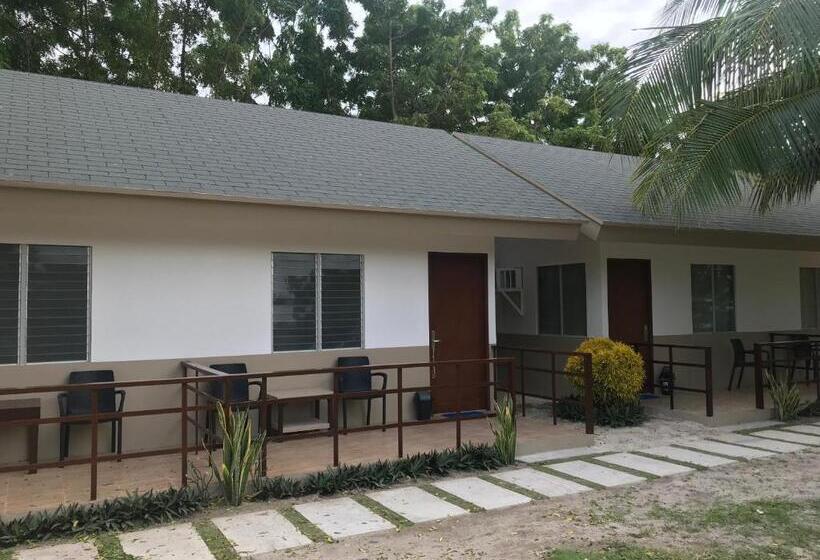 פנסיון Anaya Beach Resort