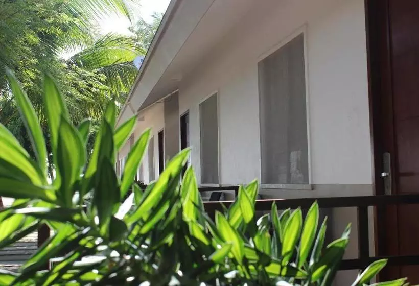 ペンション Anaya Beach Resort