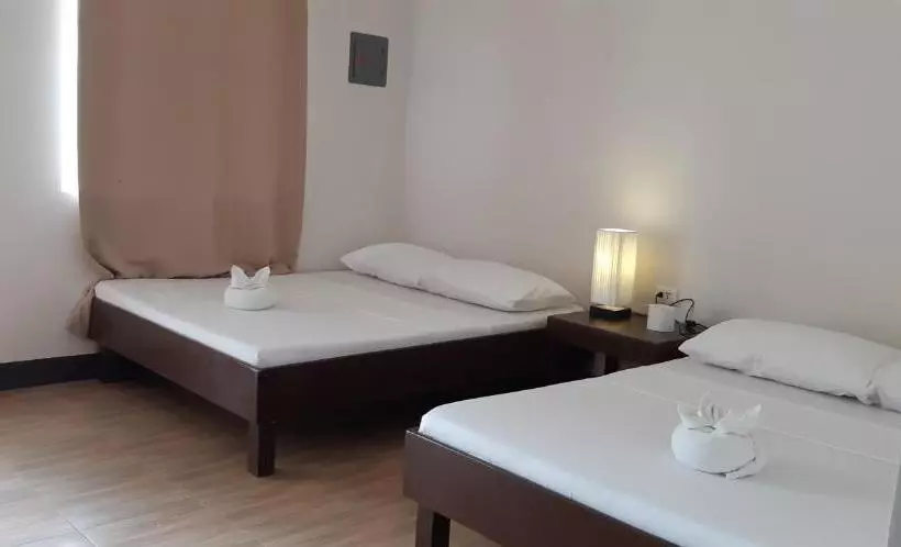 ペンション Anaya Beach Resort