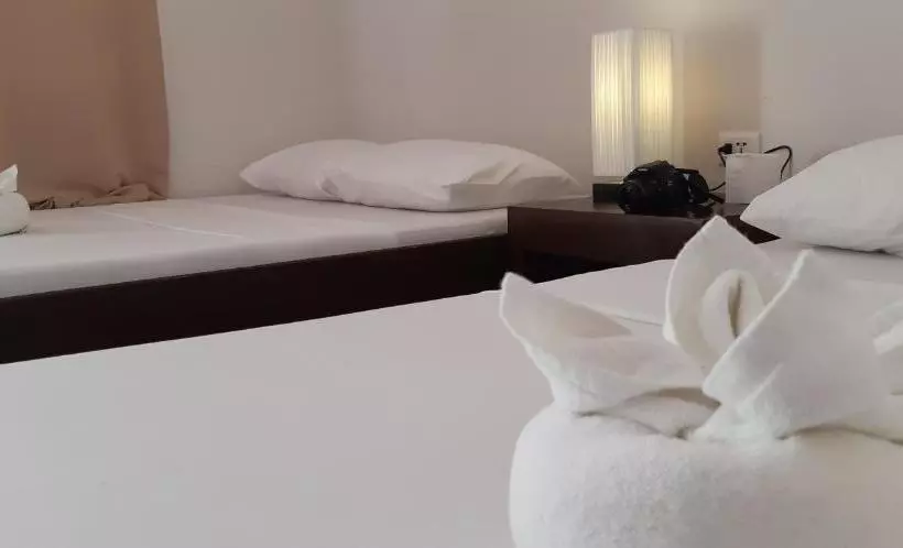 ペンション Anaya Beach Resort