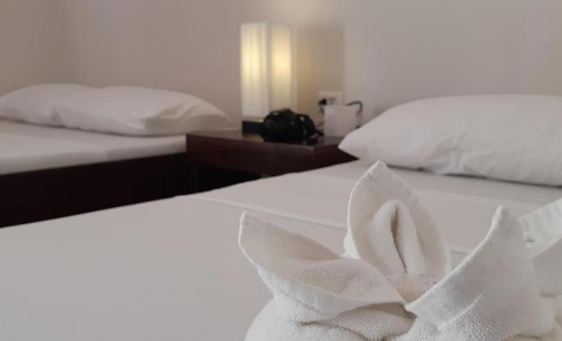 פנסיון Anaya Beach Resort