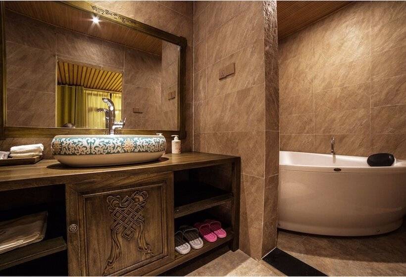 بنسيون Blossom Dynasty Inn