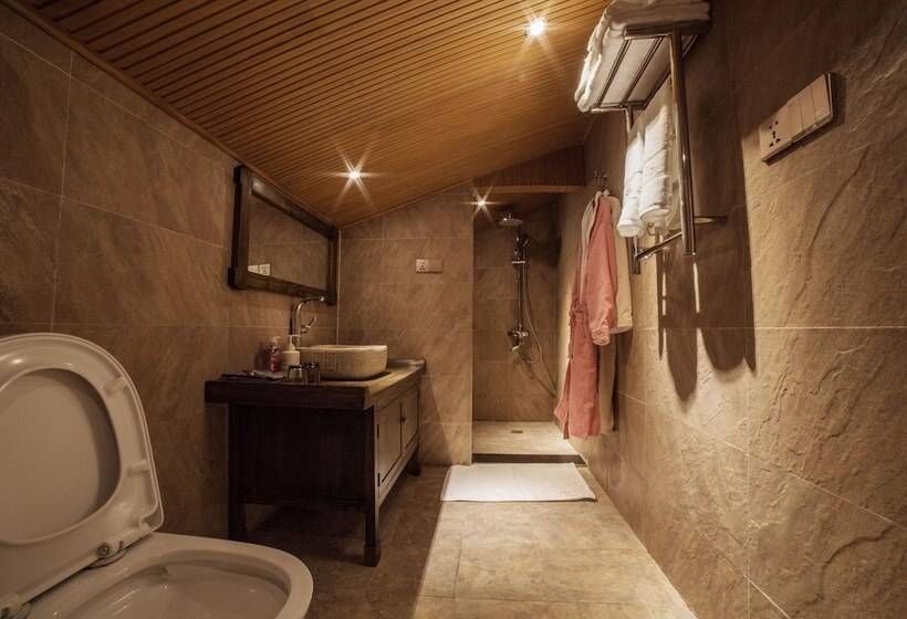 بنسيون Blossom Dynasty Inn