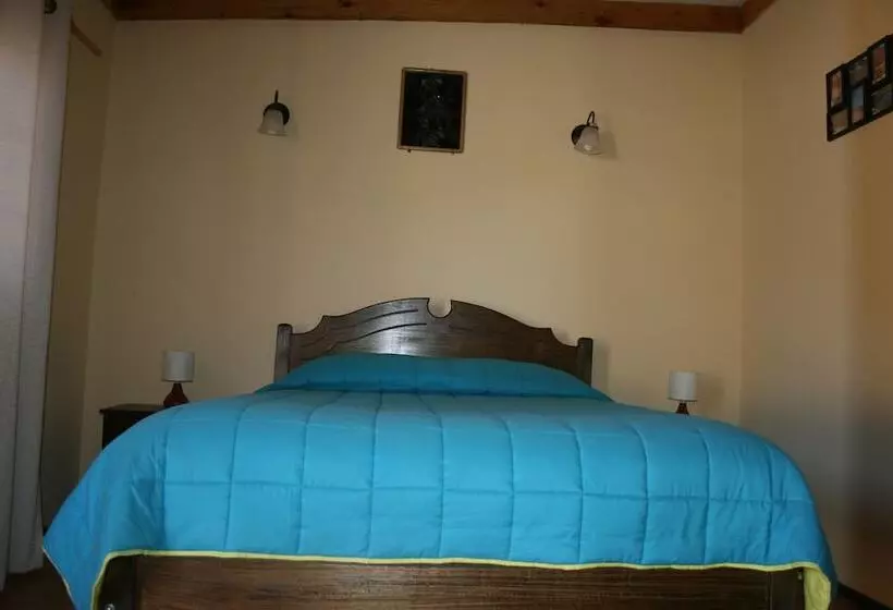 Majatalo Hostal Km Zero El Huertillo