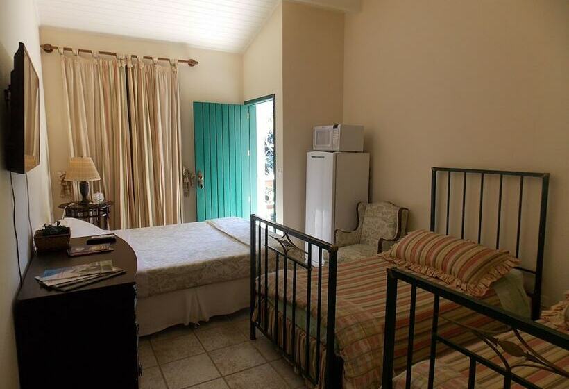 پانسیون Pousada Amoedo