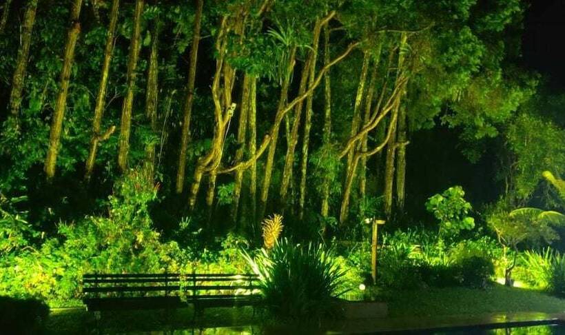 پانسیون Pousada Amoedo