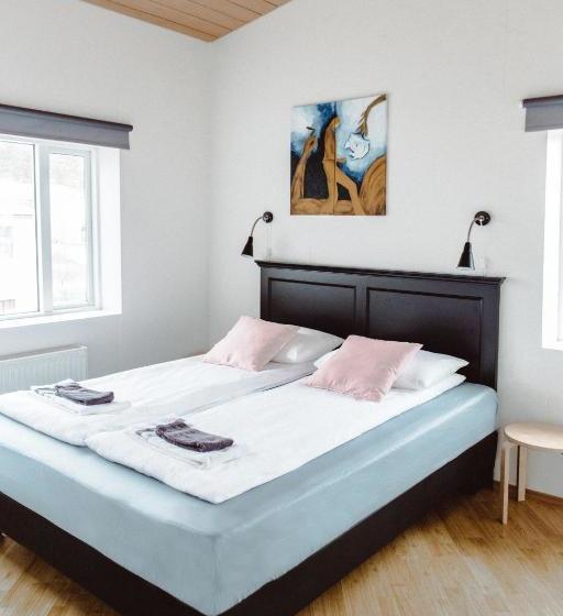 پانسیون Gisting Og Gallerí