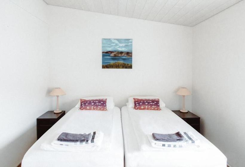 پانسیون Gisting Og Gallerí