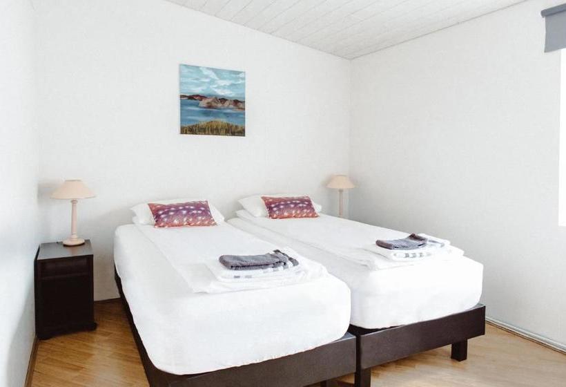 پانسیون Gisting Og Gallerí