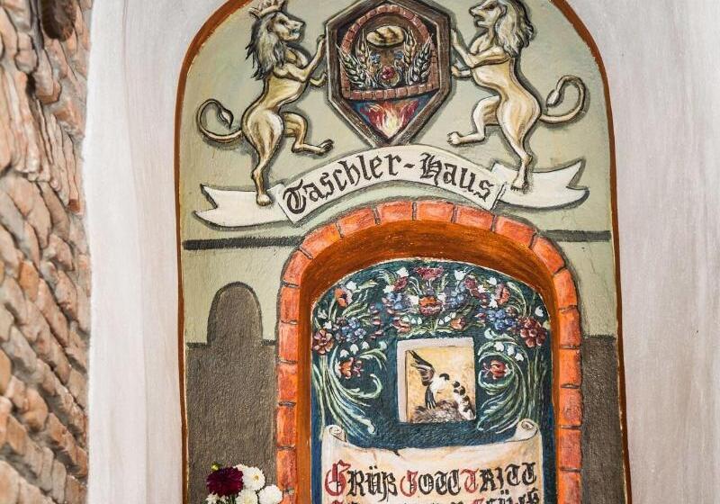 پانسیون Taschler Haus