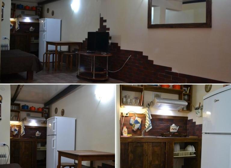 پانسیون U Palycha Guest House