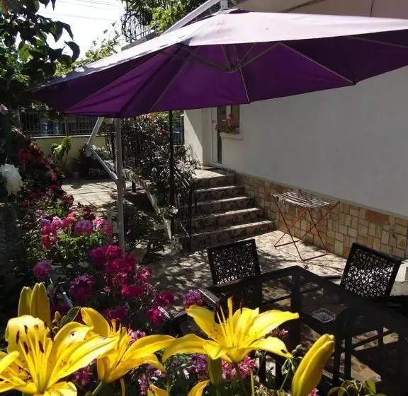 ペンション Georgievi Guest House