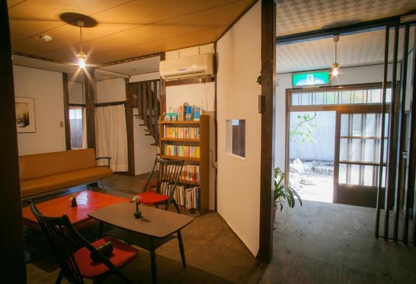 بنسيون Guesthouse Madoka