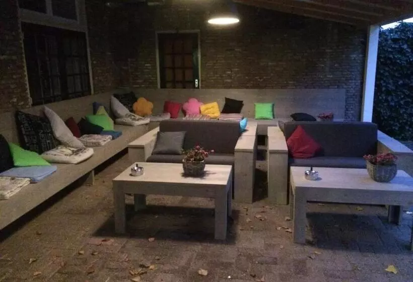 هتل De Distelhoeve