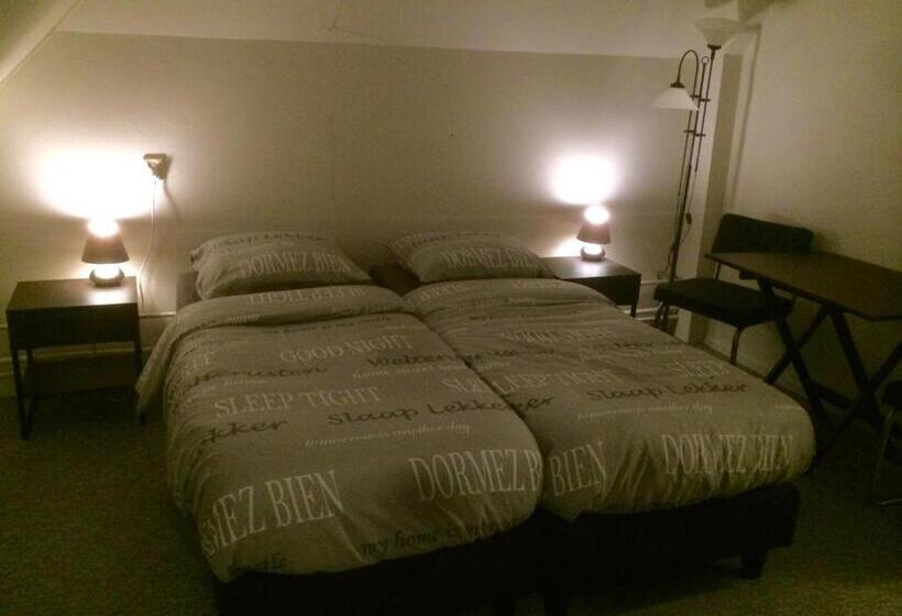 هتل De Distelhoeve