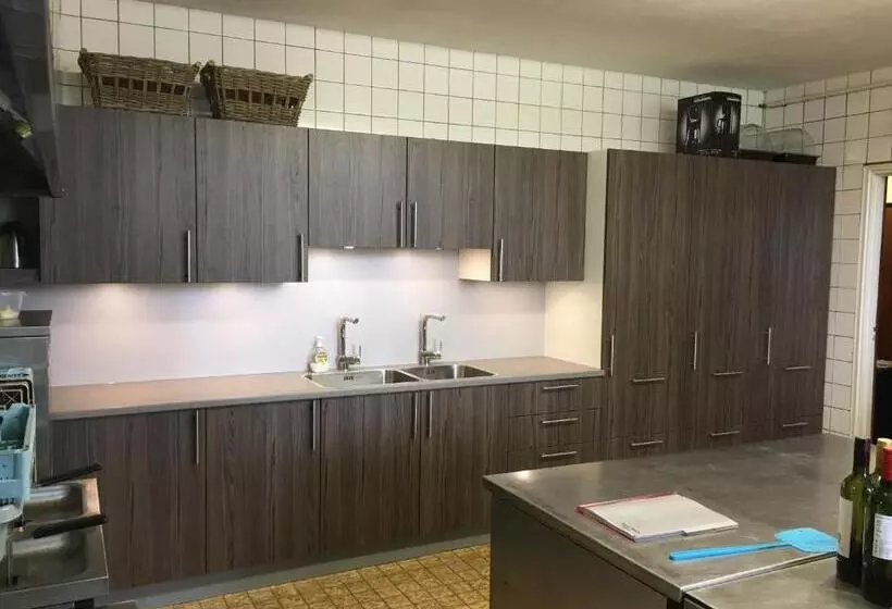 هتل De Distelhoeve