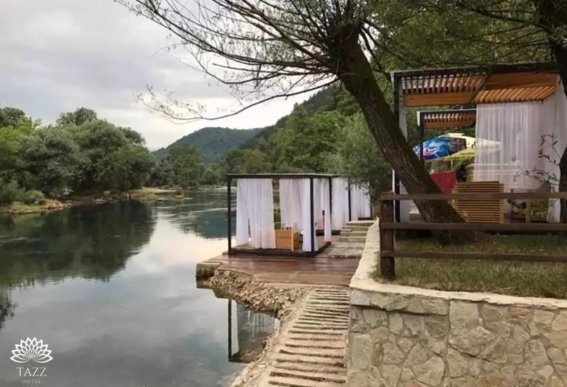 هتل Tazz   River Front Oasis Collection