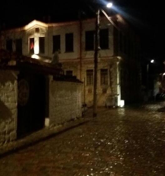 ペンション At Home Hostel