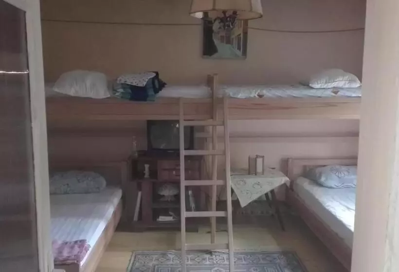 ペンション At Home Hostel