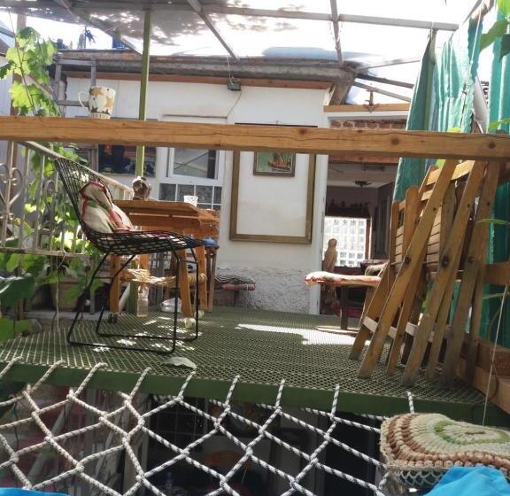 ペンション At Home Hostel