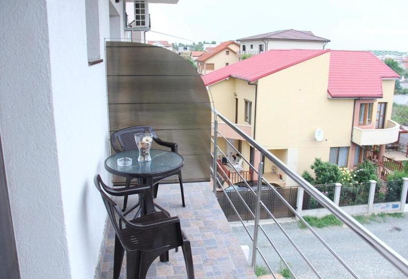 פנסיון Villa Sunset Beach Mamaia Nord