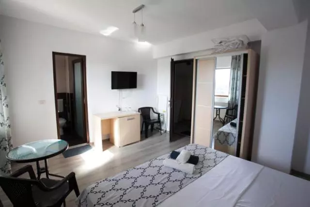 پانسیون Villa Sunset Beach Mamaia Nord