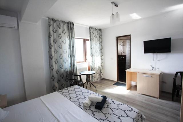 פנסיון Villa Sunset Beach Mamaia Nord