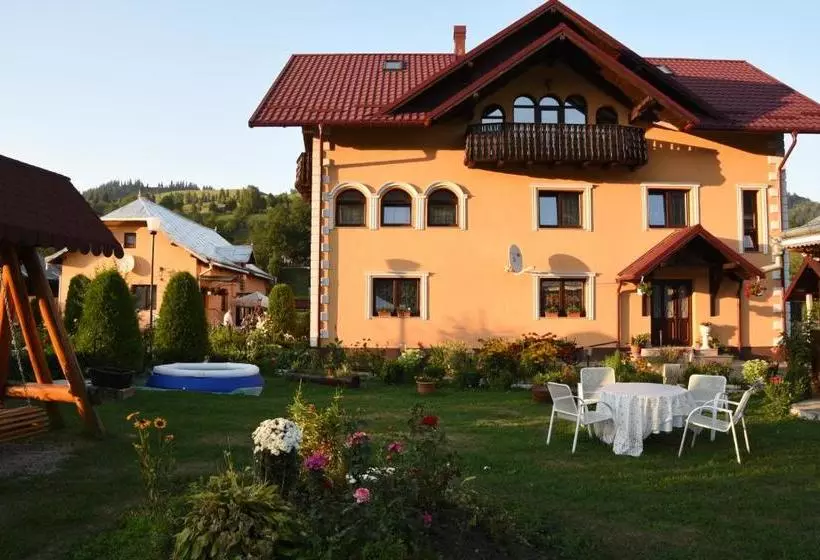 Pensiunea Casa Cristina
