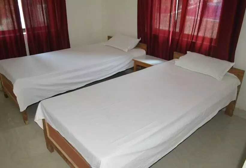 Retkeilymaja Middle Way Home Stay