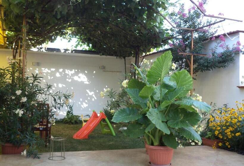 بنسيون Guest House Stoyanovi