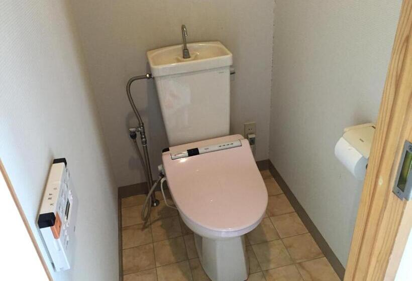 פנסיון Uchihan