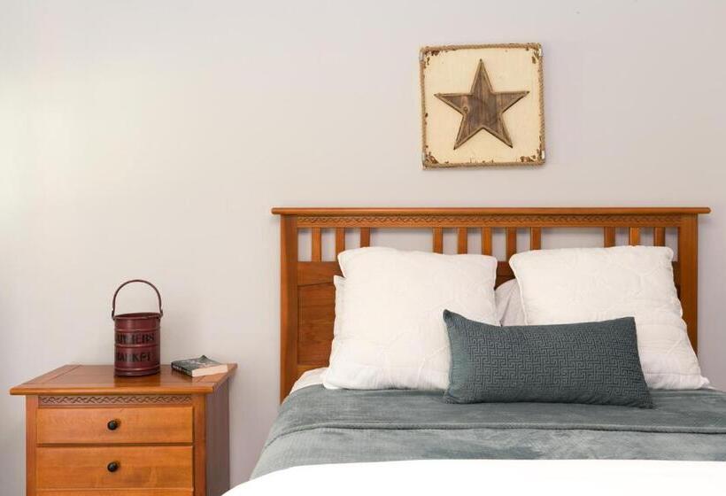 ユースホステル Warren Lodge