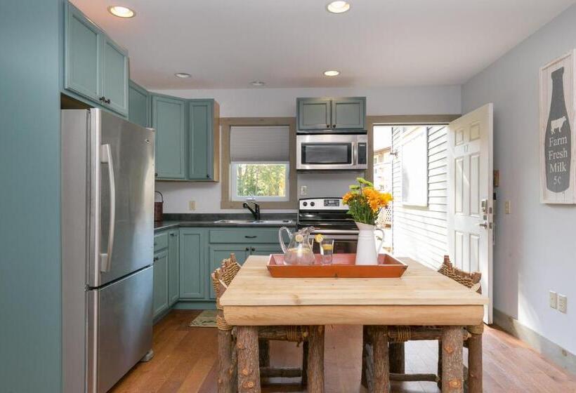 ユースホステル Warren Lodge