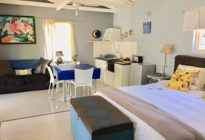 Majatalo Constantia Lazy River