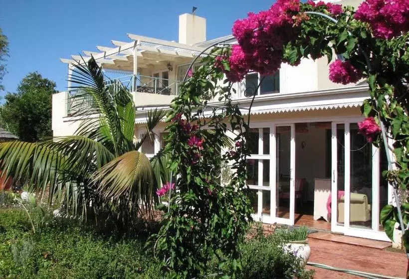 Majatalo Constantia Lazy River