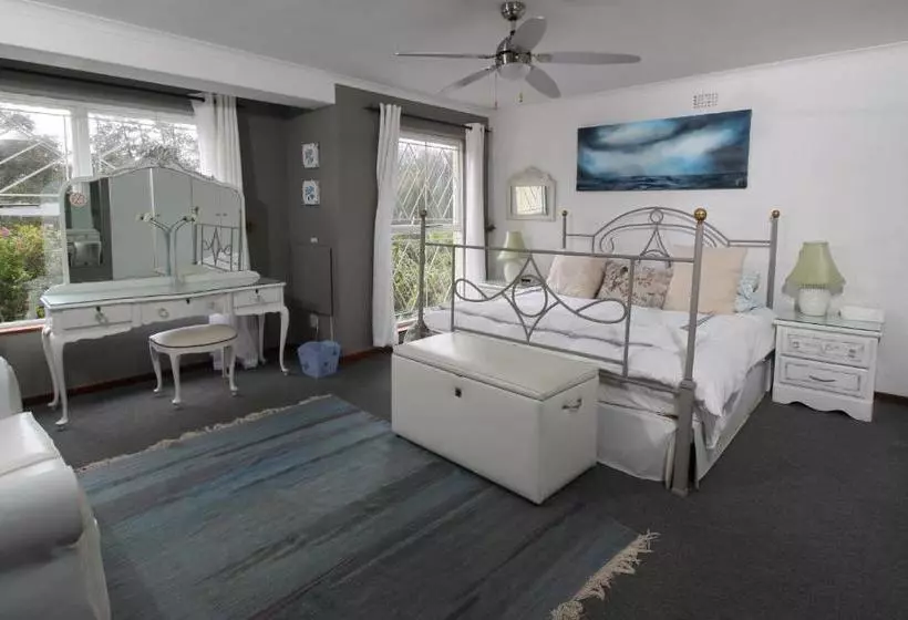 Majatalo Constantia Lazy River